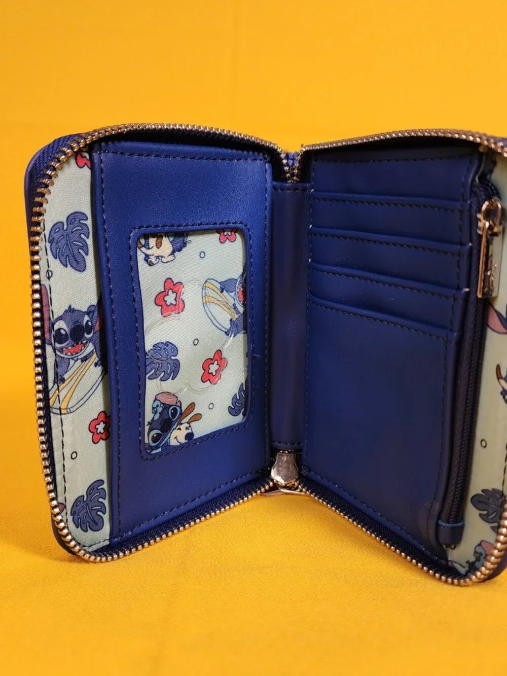 Loungefly Disney Lilo & Stitch Blue Bird & Stitch Sunset Beach Zip Wallet NEW